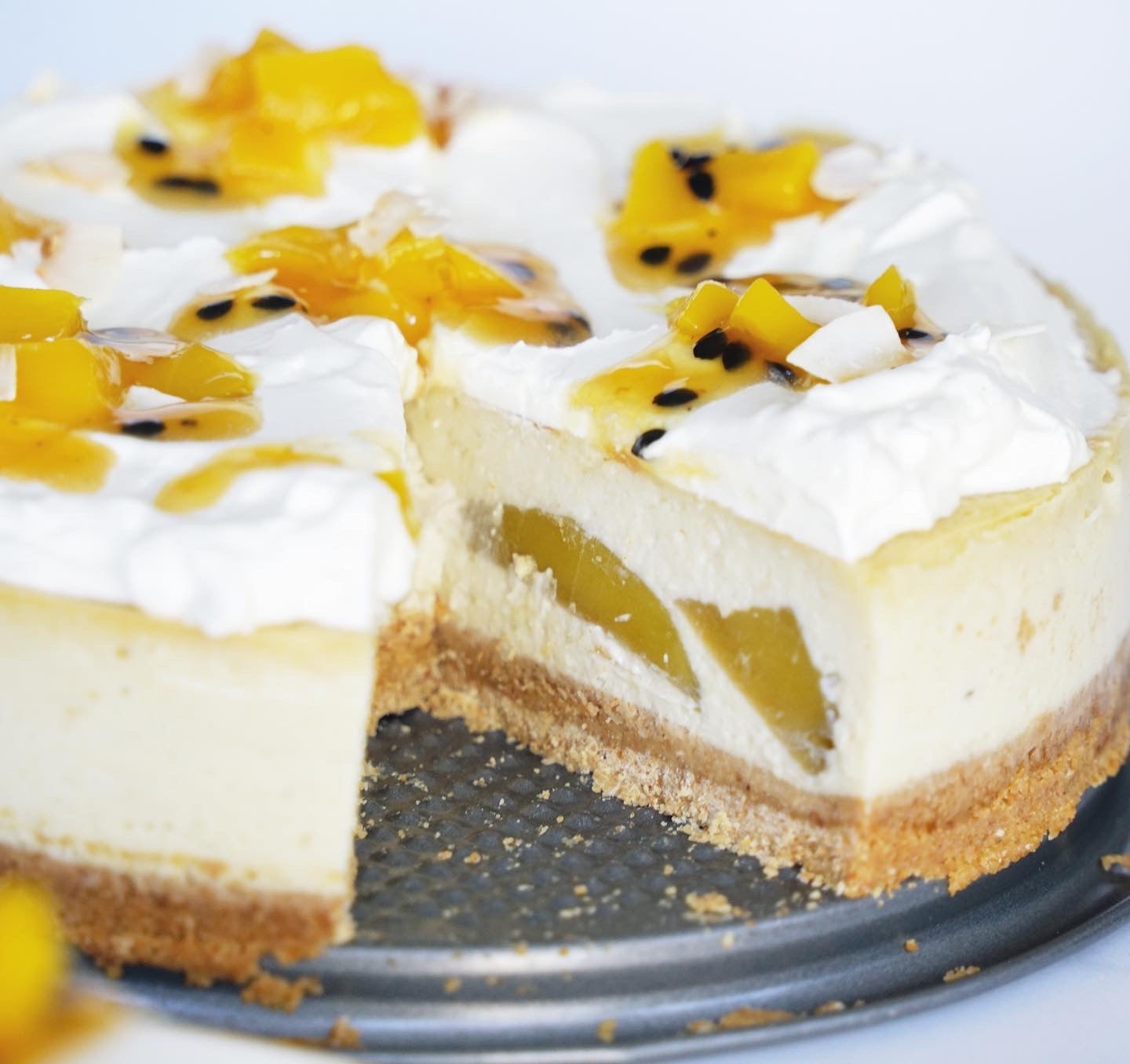 Tropical Mango Baked Cheesecake